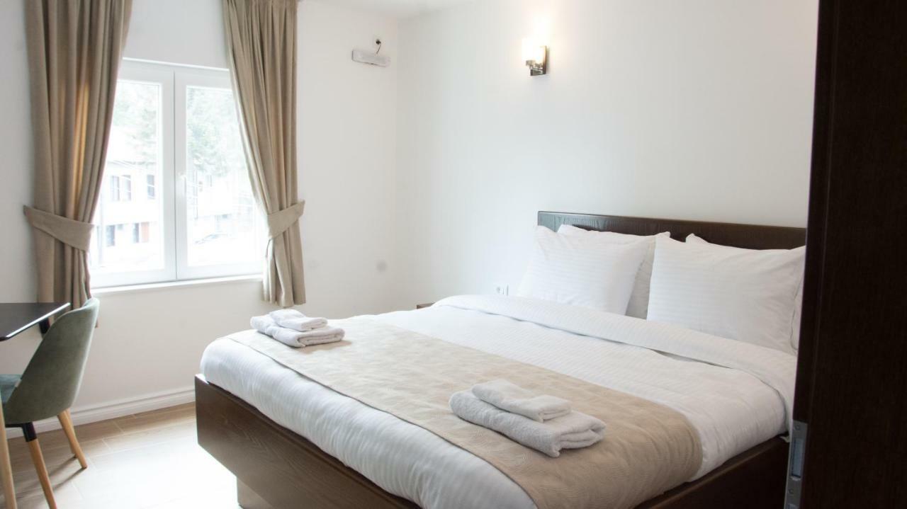 Seasons Hotel Струга Экстерьер фото